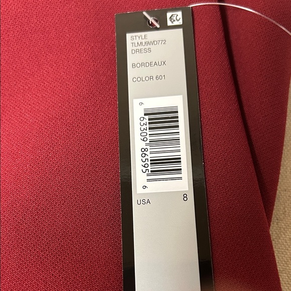 NWT Tahari Burgundy Sleeveless Dress Size 8 - Picture 7 of 7